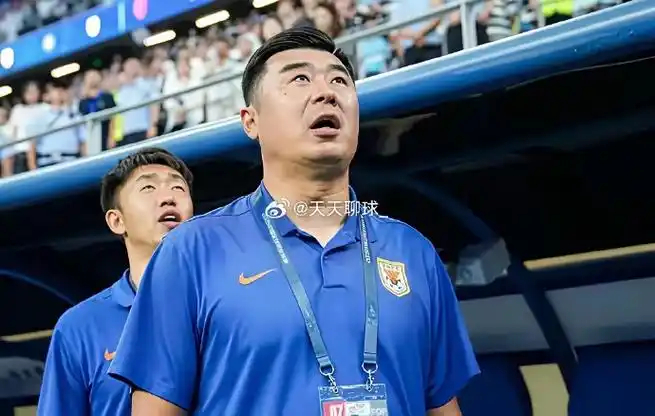 河南队阿奇姆彭八分钟三球，客场逆转武汉三镇大胜